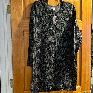 Old Navy Women's Sweater Large